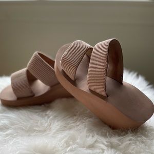 rose pink squishy wedge sandals